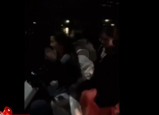 吃瓜群众鞠躬视频,网络红人鞠躬视频引发热议