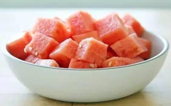 虎咬瓜怎么吃才好吃视频,解锁独特口感，尽享夏日清新