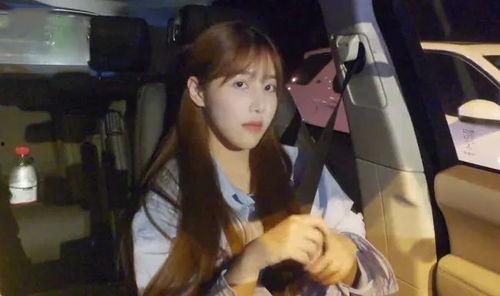 乔妹和小黄吃瓜视频,揭秘娱乐圈幕后故事