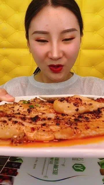 吃瓜吃油面包视频大全,尽享美食盛宴视频大盘点